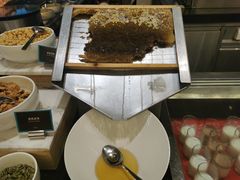 -圣丰索菲特·2 On 988 Café 自助餐厅
