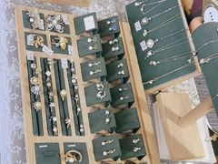 -十八字金·银饰·拼豆·开蚌DIY(魏公芳华里店)