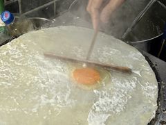 -正宗杂粮煎饼香软鸡蛋饼