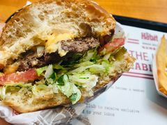 -The Habit Burger Grill 哈比特汉堡(复兴soho店)