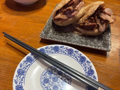 -老天桥酱肉烧饼夹肘子(天桥店)