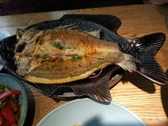 -蜜桃餐厅·伴山(湖滨商业街店)