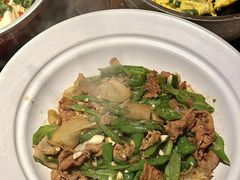 -佬麻雀·新湘菜(东方宝泰店)