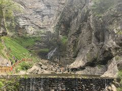 -燕子河大峡谷天坑仙境