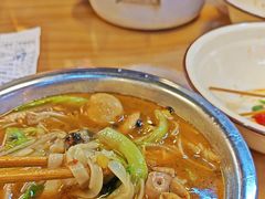 -丽丽三鲜螺蛳粉(田林路店)