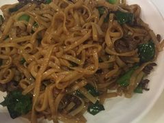 -粤潮牛肉火锅店(江南大道店)