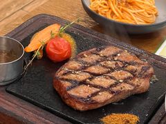 -西语炭烧牛排·西厨(石龙店)