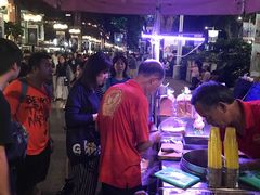 -詹爷爷乌节路街头冰淇淋