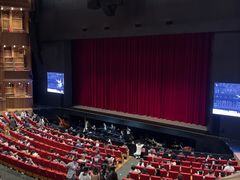 -交通银行前滩31演艺中心