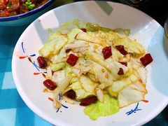 手撕包菜-昱龙大盆牛蛙馆(三兴街总店)