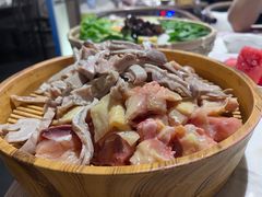 招牌猪肚鸡火锅-尚尚仙·酸汤猪手·猪肚鸡火锅(华联万柳购物中心店)