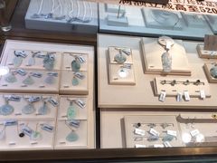 -品真阁华夏典当行(四通桥店)