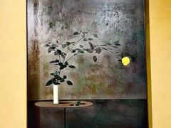 -Nathalie Djurberg与Hans Berg“牛皮纸包裹的月亮”-Prada荣宅当季展览