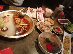 -小龙坎火锅(湖滨银泰in77店)