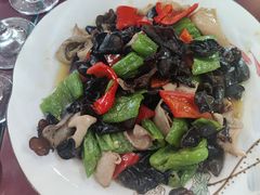 -虎洞山庄食府