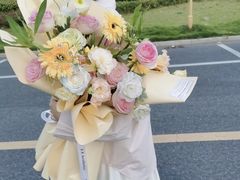 -花邻FloweringLife花艺气球派对(武康大楼店)