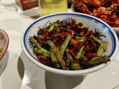 -琥珀老六龙虾(四里河店)