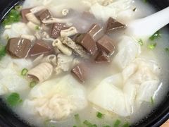 -小董骨汤馄饨店(通扬路店)