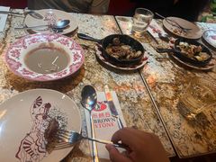 -BROWNSTONE布朗石西班牙餐厅(富城店)