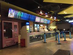 -中影荟星激光影城(西丽店)