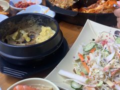 -亲昵春川鸡排(韩国美食街店)