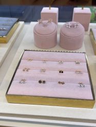-Réluxe瑞兰穿耳(金光华广场店)