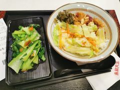 宫保鸡丁饭-永和大王(长寿路店)