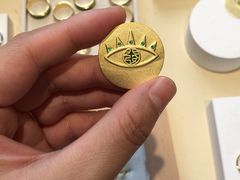 -LADY FAFA(巨鹿路陕西南路路口店)