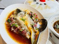 白腊肉蒸东海大黄鱼-炳胜品味(海印总店)