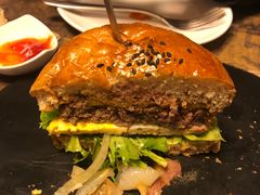 -HIGH FIVE哈福手工汉堡(桂林路店)