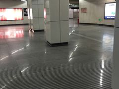 -陆家浜路(地铁站)