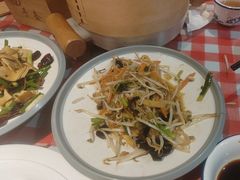 -老郑家东北春饼(龙悦居店)
