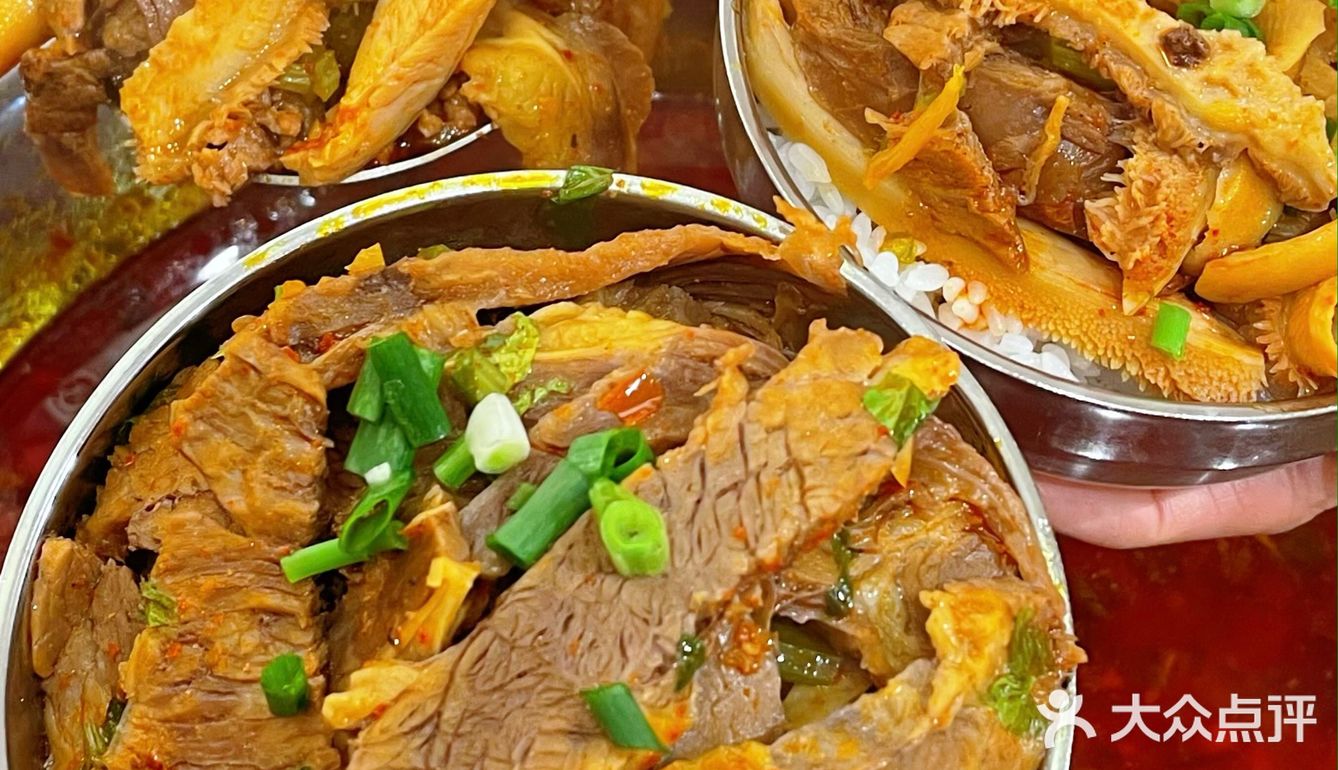 坐标杭州，谁还没吃上馒头夹牛肉啊