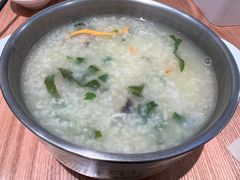 菌菇蔬菜粥-甲乙饼·手工牛肉饼(东方广场店)