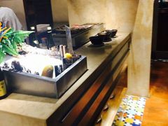 -亚马逊环球美食百汇(新城吾悦广场店)