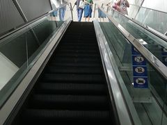 -上海跨国采购会展中心