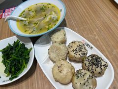 -小杨生煎(白玉兰广场店)