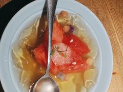 -蜜桃餐厅·伴山(湖滨商业街店)
