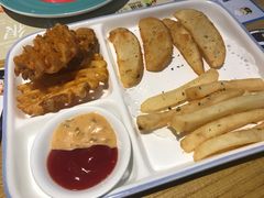 -菲滋意式餐厅(金华银泰城店)