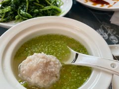 芦蒿清炖狮子头-扬州香格里拉·香宫中餐厅