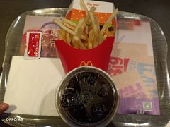 -麦当劳(新洲南路店)