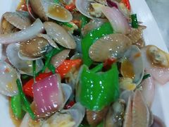 -四川小胡子海鲜(丁村万人海鲜广场店)