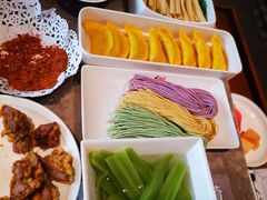 虾肉马蹄蛋饺-小南房鲜美蛙火锅(北苑店)