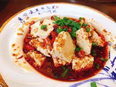-都江堰石锅鱼