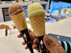 -Fridi Patisserie Cafe