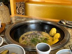 -锅老头海鲜铁锅炖