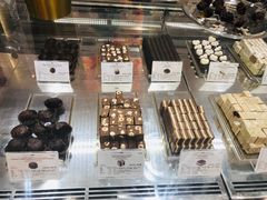 巧克力-VENCHI 闻绮(上海佛罗伦萨小镇店)