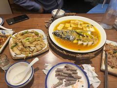 -鼎夫人·小酒文化餐厅(淡水桥店)