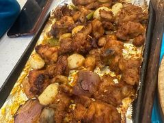 -老东镇啤酒屋海鲜加工·蒸汽海鲜·海鲜烧烤(台东店)