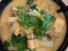 -鹿园鱼汤米线